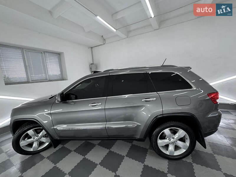 Внедорожник / Кроссовер Jeep Grand Cherokee 2011 в Трускавце