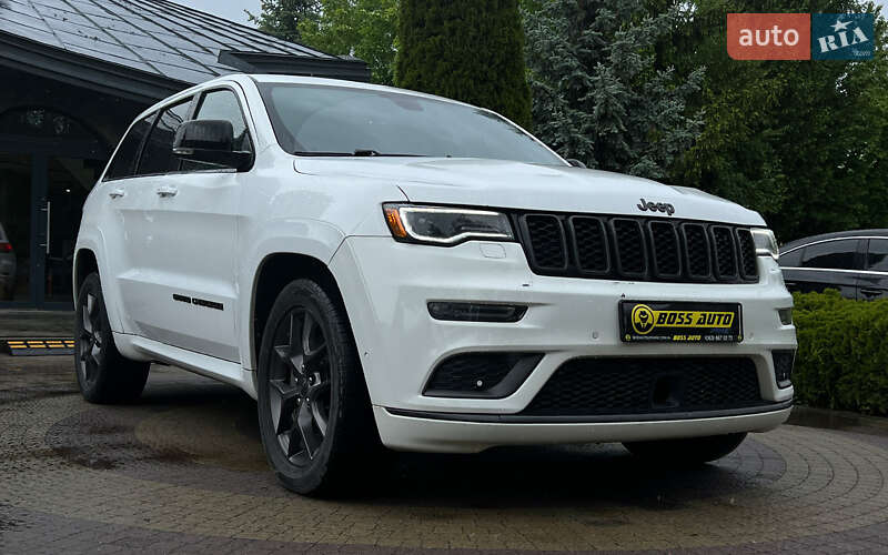 Позашляховик / Кросовер Jeep Grand Cherokee 2020 в 