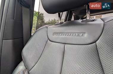 Внедорожник / Кроссовер Jeep Grand Cherokee 2022 в 