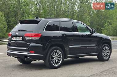 Внедорожник / Кроссовер Jeep Grand Cherokee 2017 в 