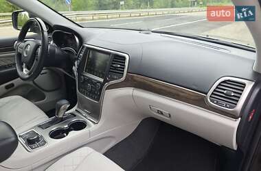 Внедорожник / Кроссовер Jeep Grand Cherokee 2017 в 