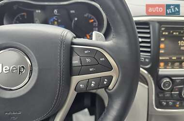 Внедорожник / Кроссовер Jeep Grand Cherokee 2017 в 