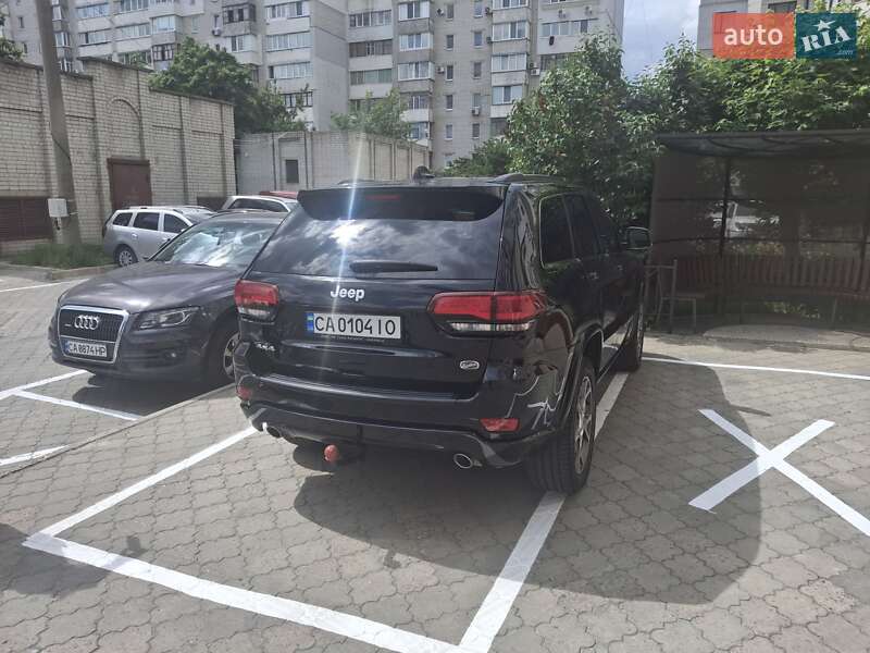 Внедорожник / Кроссовер Jeep Grand Cherokee 2021 в Черкассах