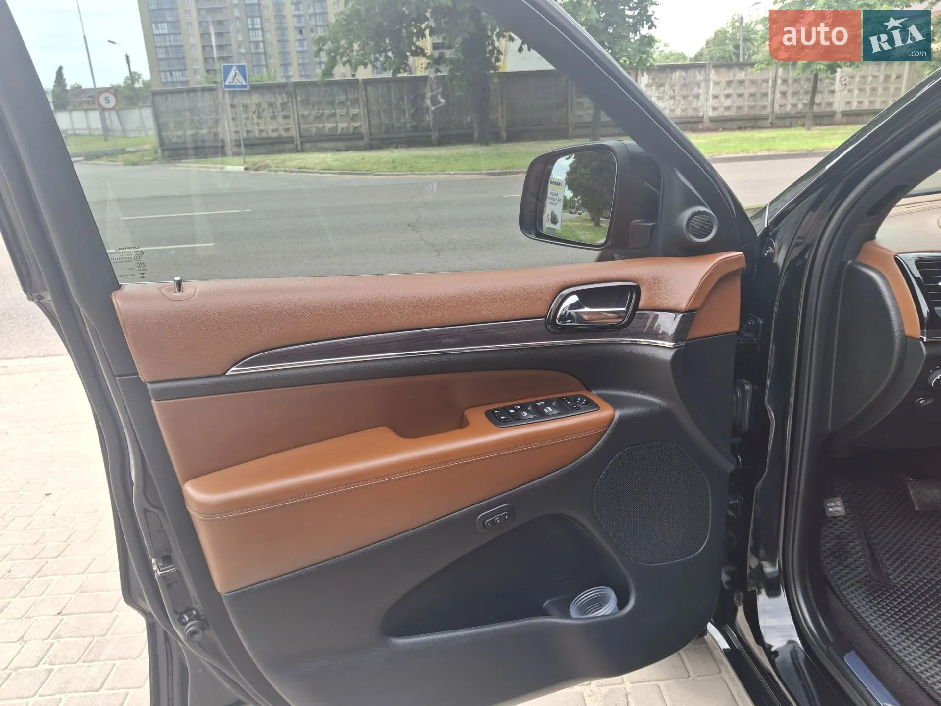 2021 Jeep Grand Cherokee - мініатюра 25
