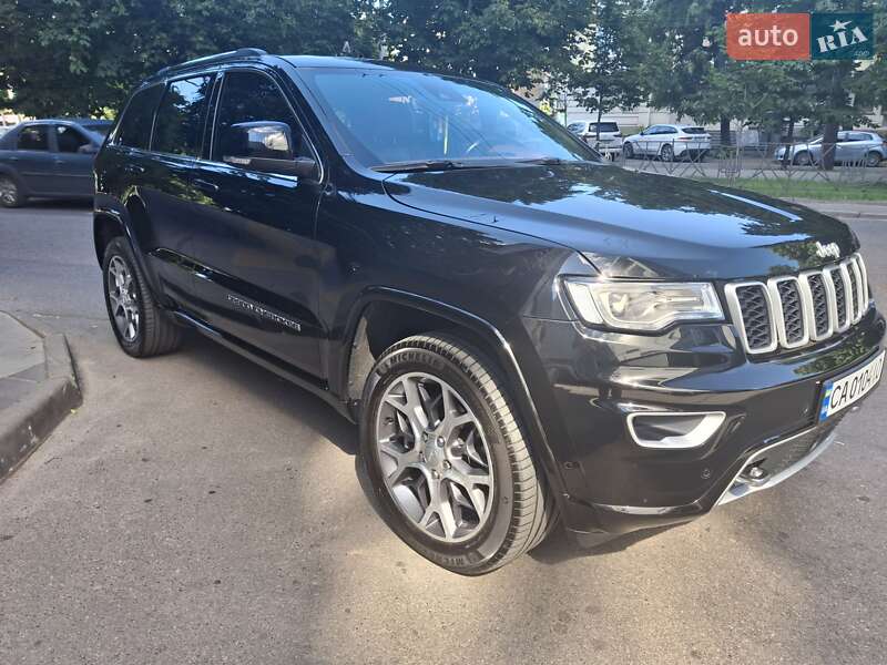 Внедорожник / Кроссовер Jeep Grand Cherokee 2021 в Черкассах