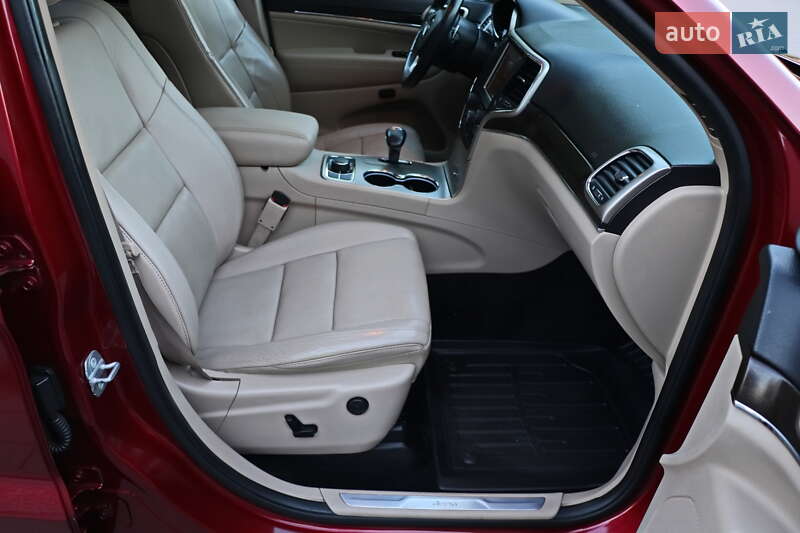 Внедорожник / Кроссовер Jeep Grand Cherokee 2014 в Кременчуге