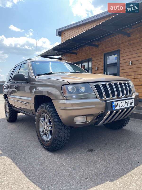 Внедорожник / Кроссовер Jeep Grand Cherokee 2002 в Житомире