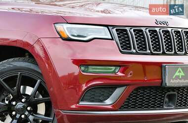 Позашляховик / Кросовер Jeep Grand Cherokee 2020 в 