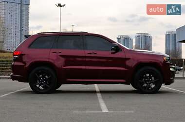 Позашляховик / Кросовер Jeep Grand Cherokee 2020 в 