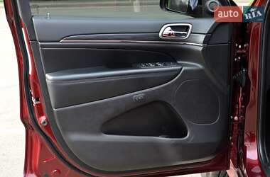 Позашляховик / Кросовер Jeep Grand Cherokee 2020 в 