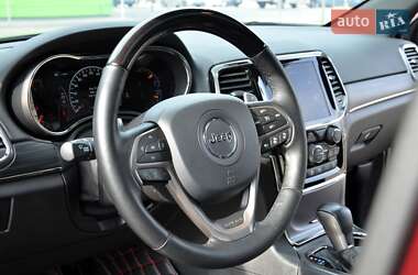 Позашляховик / Кросовер Jeep Grand Cherokee 2020 в 