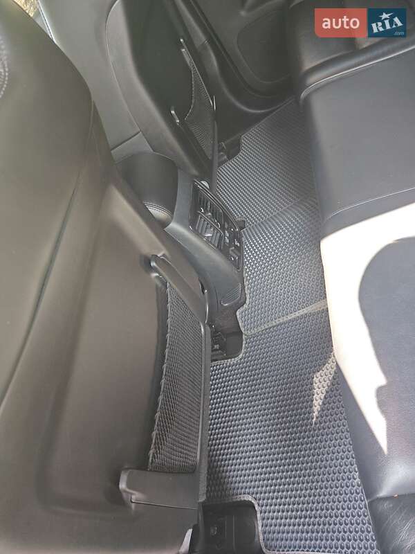 Внедорожник / Кроссовер Jeep Grand Cherokee 2018 в Киеве фото 52 Внедорожник / Кроссовер Jeep Grand Cherokee 2018 в Киеве