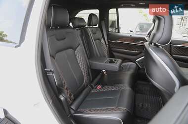 Внедорожник / Кроссовер Jeep Grand Cherokee 2022 в 