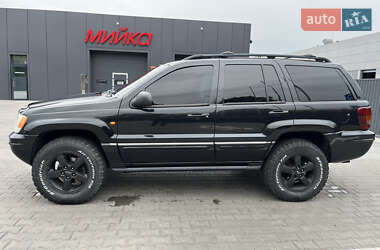 Внедорожник / Кроссовер Jeep Grand Cherokee 2003 в 