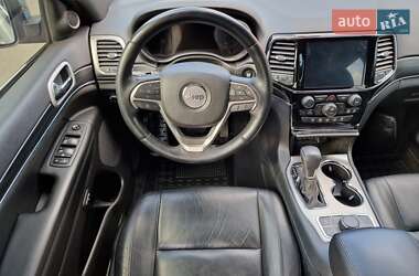 Позашляховик / Кросовер Jeep Grand Cherokee 2020 в 