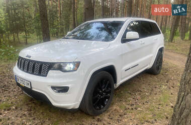 Внедорожник / Кроссовер Jeep Grand Cherokee 2021 в Ровно