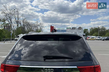 Внедорожник / Кроссовер Jeep Grand Cherokee 2012 в 