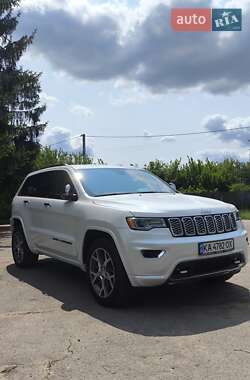 Позашляховик / Кросовер Jeep Grand Cherokee 2018 в 