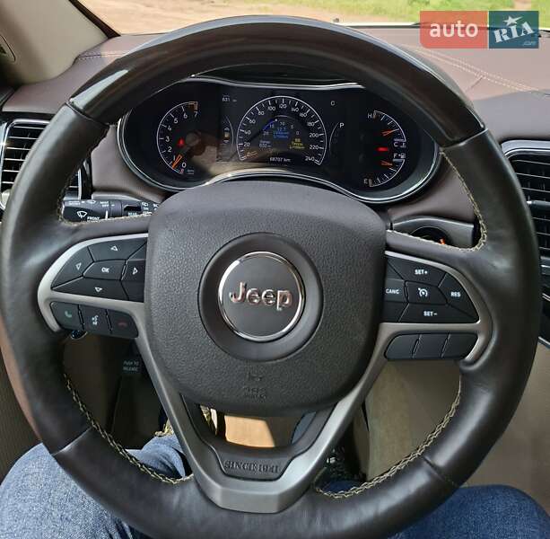 Внедорожник / Кроссовер Jeep Grand Cherokee 2018 в Киеве