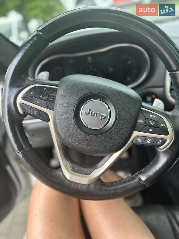 Внедорожник / Кроссовер Jeep Grand Cherokee 2013 в Хмельницком