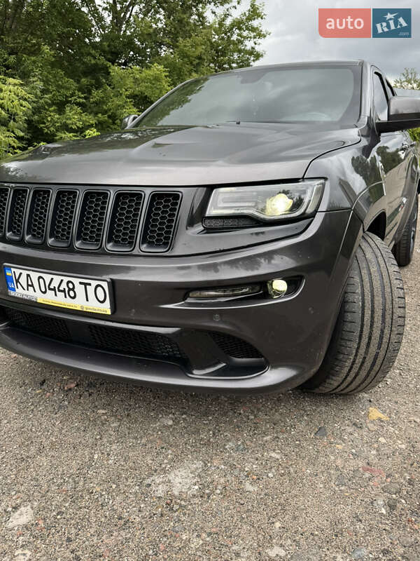Внедорожник / Кроссовер Jeep Grand Cherokee 2016 в Киеве