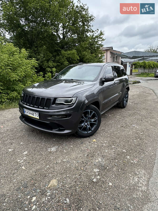 Внедорожник / Кроссовер Jeep Grand Cherokee 2016 в Киеве
