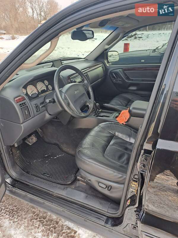 Внедорожник / Кроссовер Jeep Grand Cherokee 2003 в Ахтырке