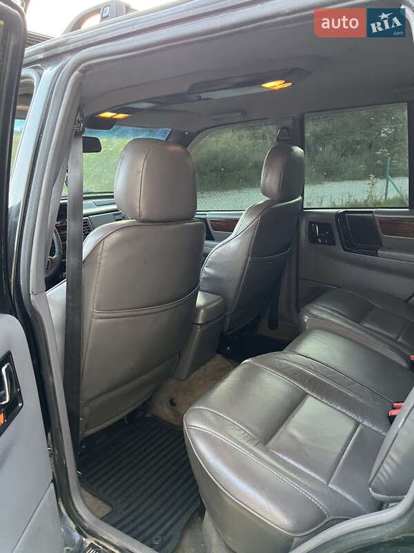 Внедорожник / Кроссовер Jeep Grand Cherokee 1995 в Черной Тисе
