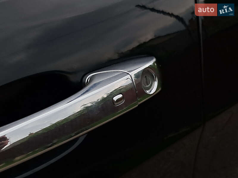 Внедорожник / Кроссовер Jeep Grand Cherokee 2014 в Львове