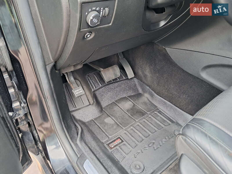 Внедорожник / Кроссовер Jeep Grand Cherokee 2014 в Львове