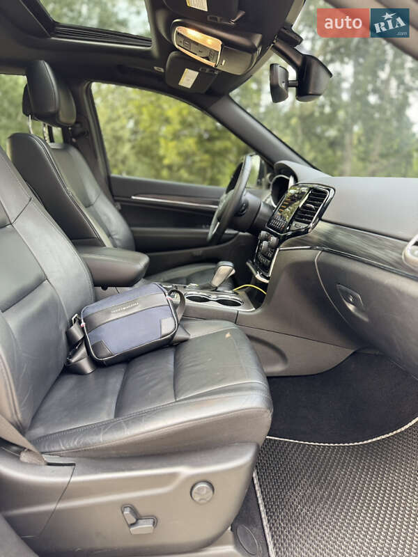 Позашляховик / Кросовер Jeep Grand Cherokee 2019 в Києві