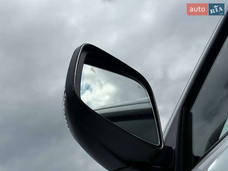 Внедорожник / Кроссовер Jeep Grand Cherokee 2021 в Ровно