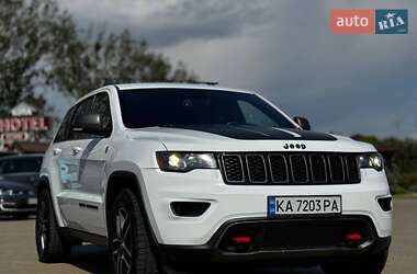 Внедорожник / Кроссовер Jeep Grand Cherokee 2018 в 