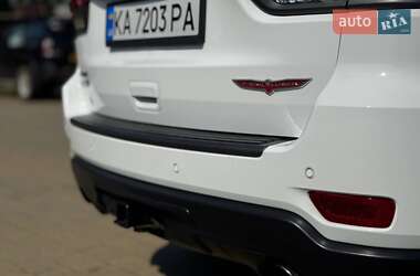 Внедорожник / Кроссовер Jeep Grand Cherokee 2018 в 