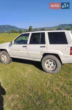 Позашляховик / Кросовер Jeep Grand Cherokee 1995 в Міжгір'ї