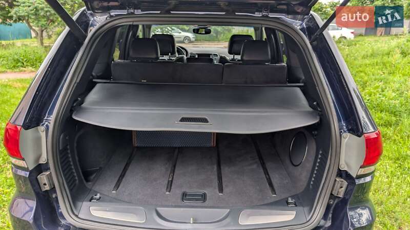 Внедорожник / Кроссовер Jeep Grand Cherokee 2017 в Сумах