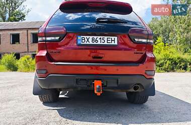 Внедорожник / Кроссовер Jeep Grand Cherokee 2015 в 