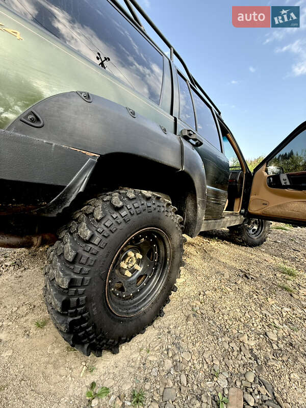 Внедорожник / Кроссовер Jeep Grand Cherokee 1996 в Межгорье