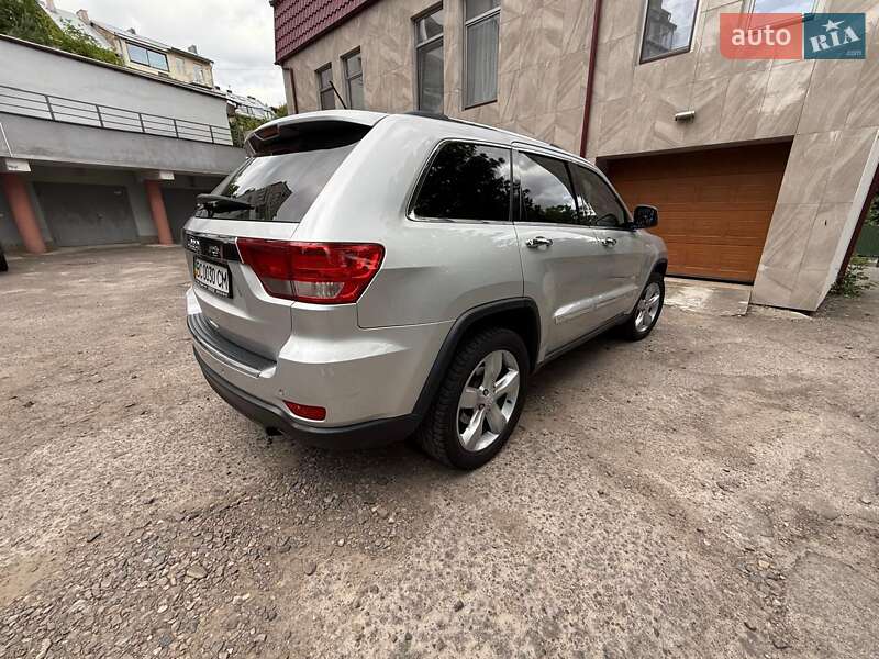 Позашляховик / Кросовер Jeep Grand Cherokee 2011 в Львові