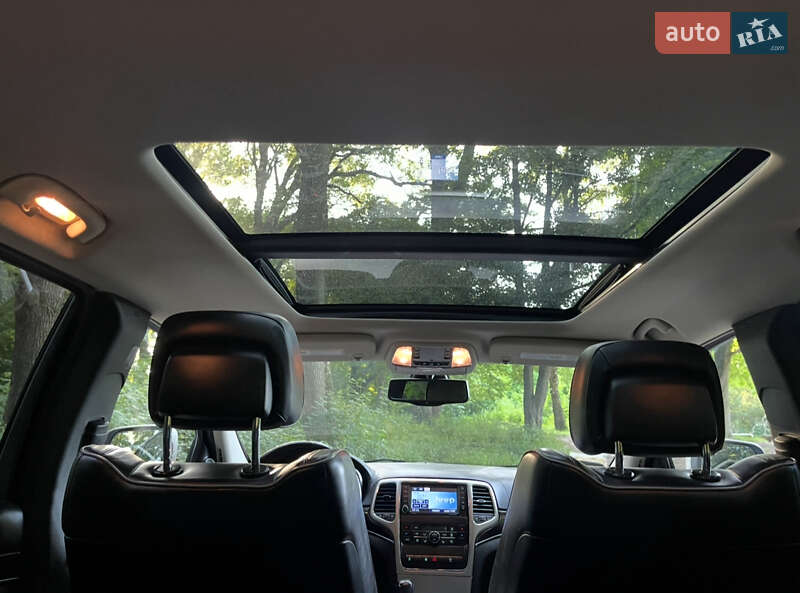 Внедорожник / Кроссовер Jeep Grand Cherokee 2011 в Виннице
