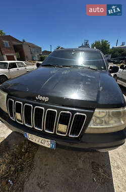 Внедорожник / Кроссовер Jeep Grand Cherokee 2002 в Каменец-Подольском
