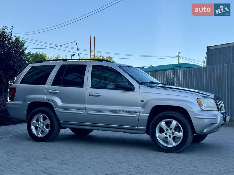 Внедорожник / Кроссовер Jeep Grand Cherokee 2003 в Дубно