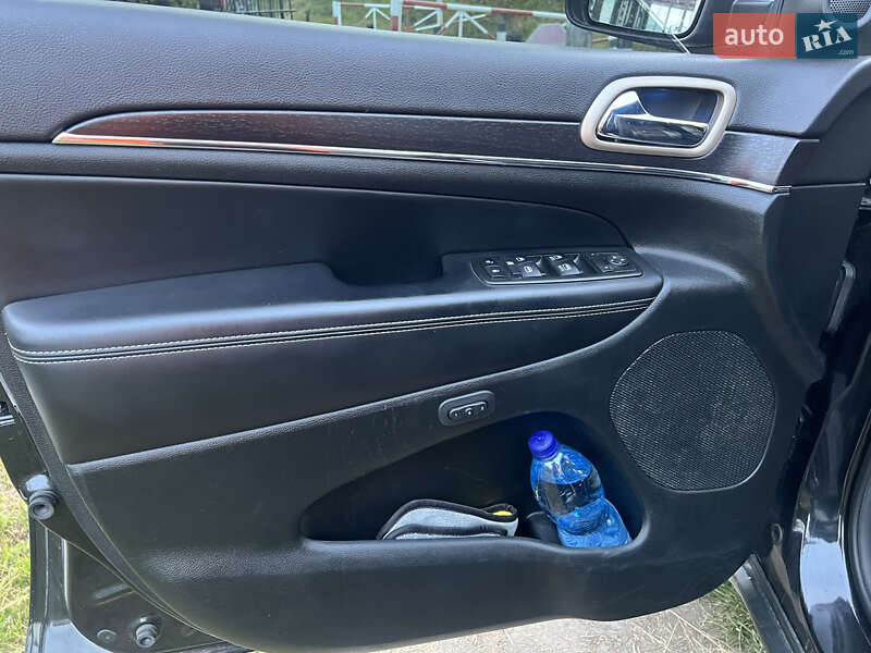 Внедорожник / Кроссовер Jeep Grand Cherokee 2013 в Золочеве фото 12 Внедорожник / Кроссовер Jeep Grand Cherokee 2013 в Золочеве