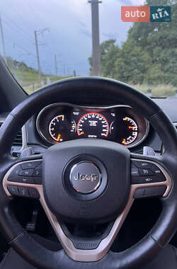 Внедорожник / Кроссовер Jeep Grand Cherokee 2013 в Золочеве