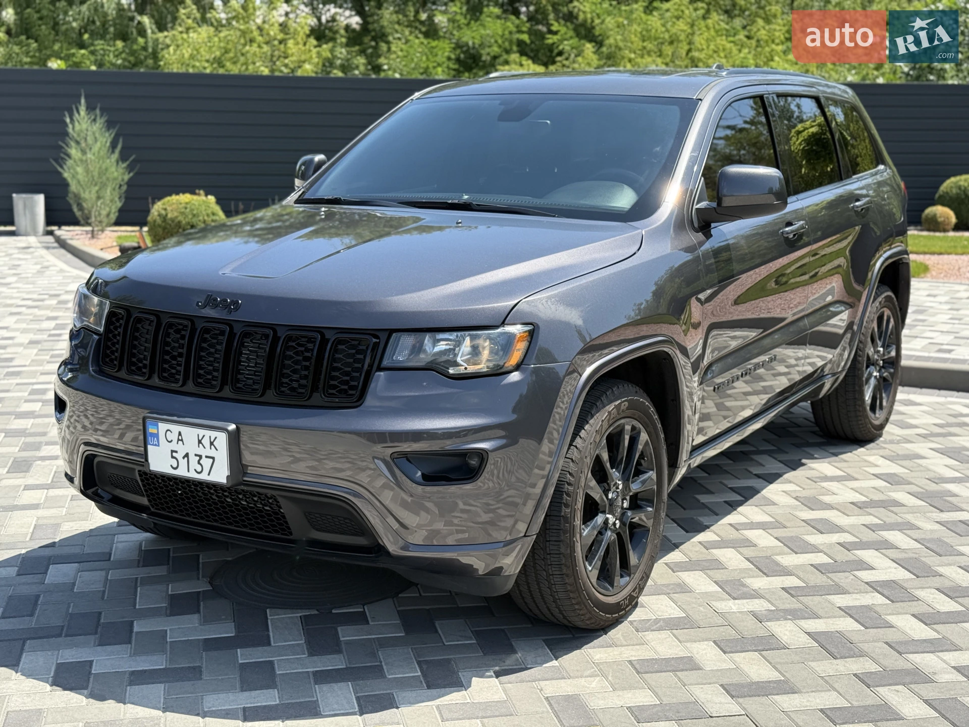 2018 Jeep Grand Cherokee - мініатюра 2