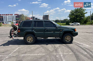 Позашляховик / Кросовер Jeep Grand Cherokee 1997 в Києві