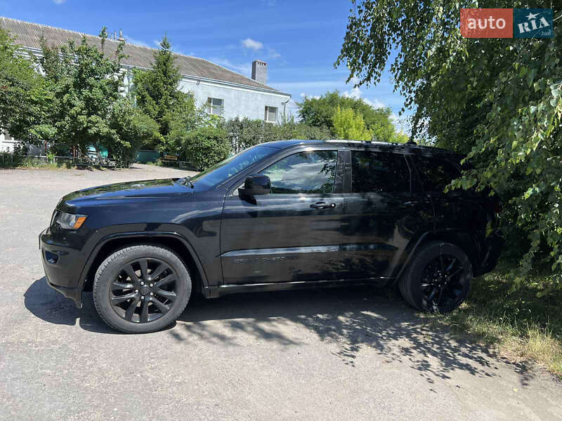 Внедорожник / Кроссовер Jeep Grand Cherokee 2018 в Староконстантинове