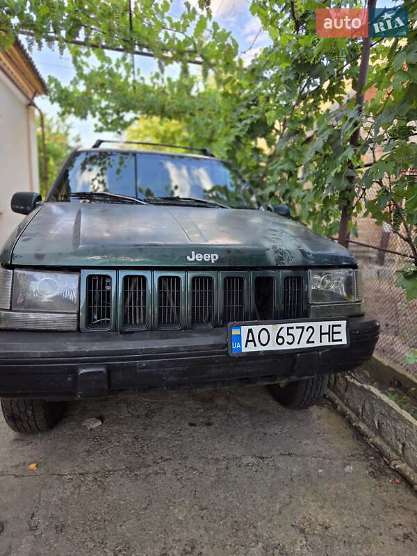 Внедорожник / Кроссовер Jeep Grand Cherokee 1997 в 
