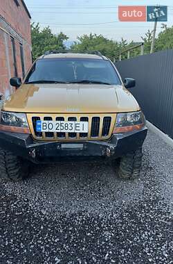 Внедорожник / Кроссовер Jeep Grand Cherokee 2000 в Мукачево