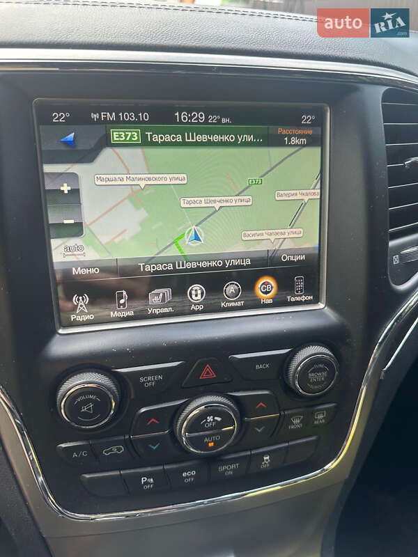 Внедорожник / Кроссовер Jeep Grand Cherokee 2017 в Киеве фото 9 Внедорожник / Кроссовер Jeep Grand Cherokee 2017 в Киеве
